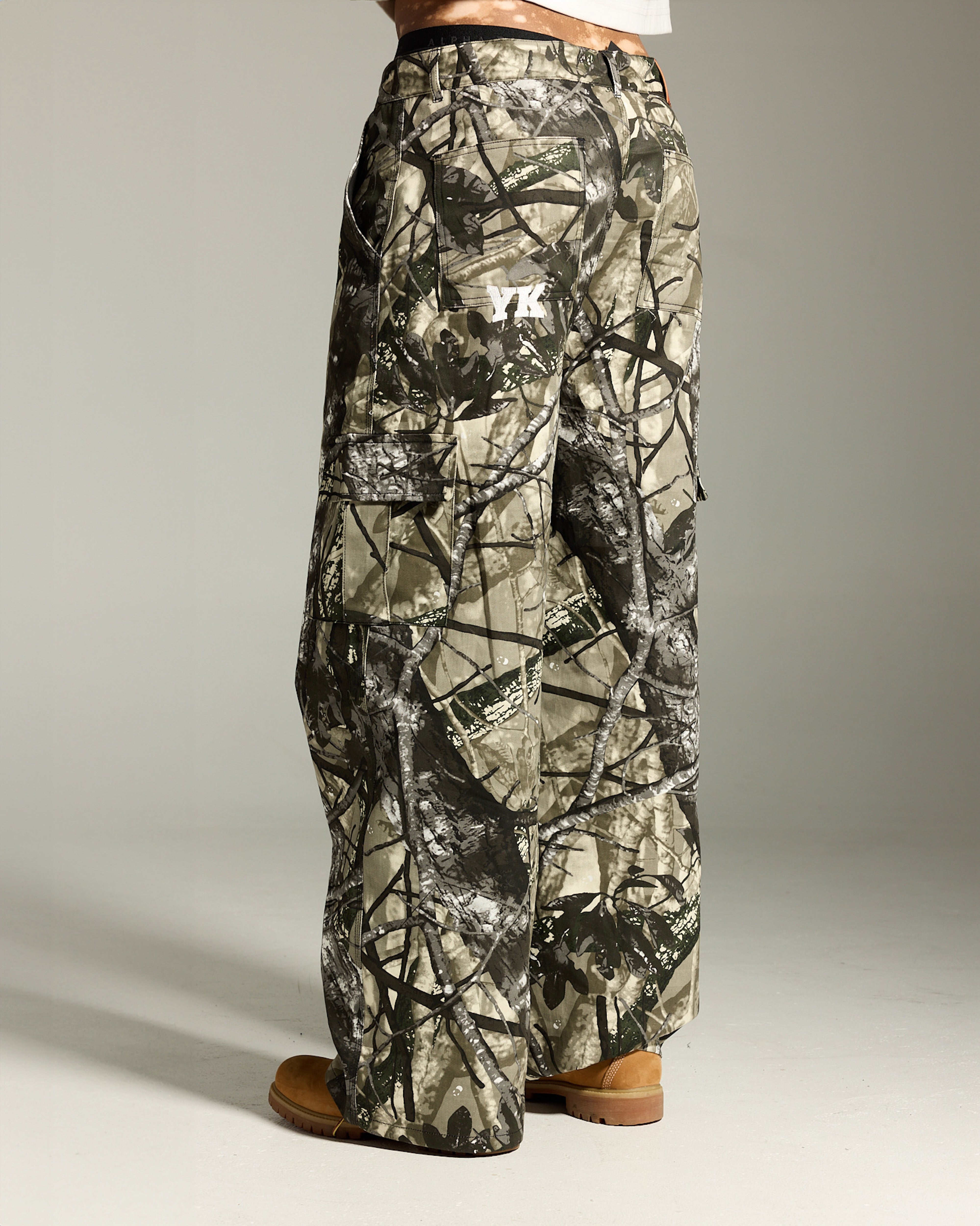 Cargo Pants | Camo