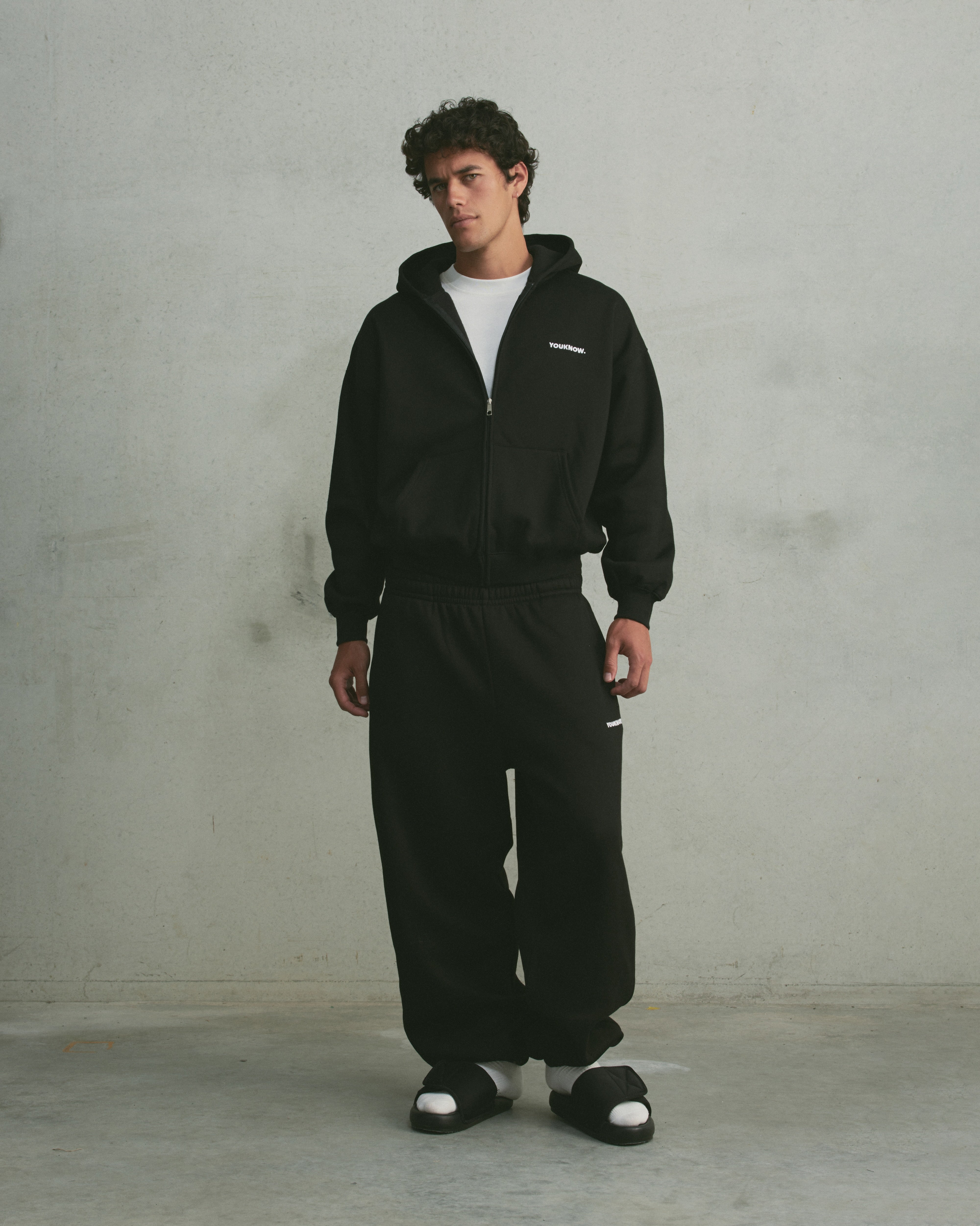 Core Cuffed Sweatpants | Black