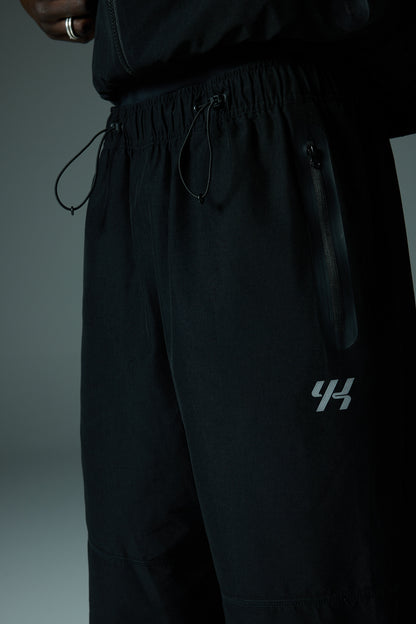 YK Move Aeroshell Pants | Black