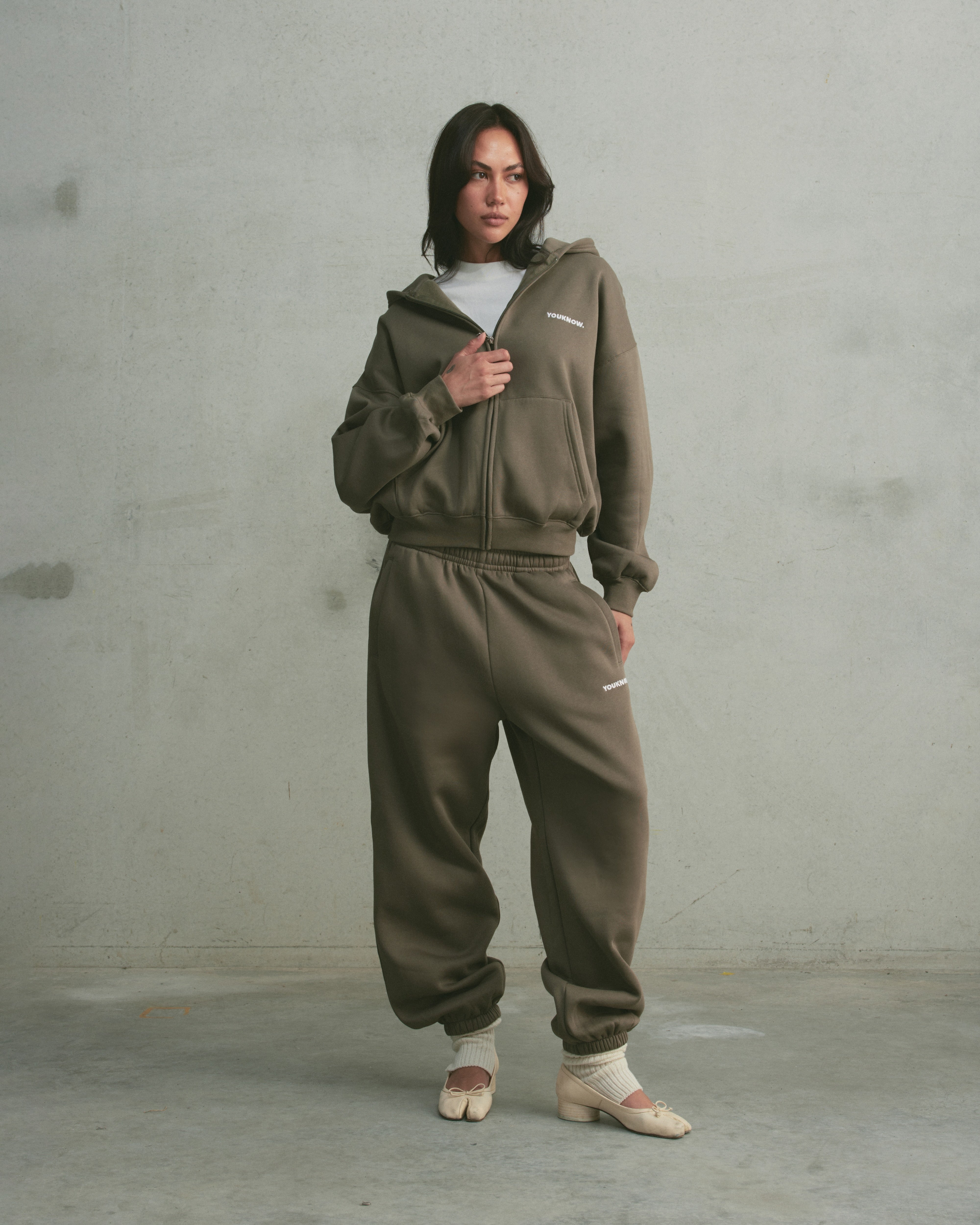 Core Cuffed Sweatpants | Seaweed